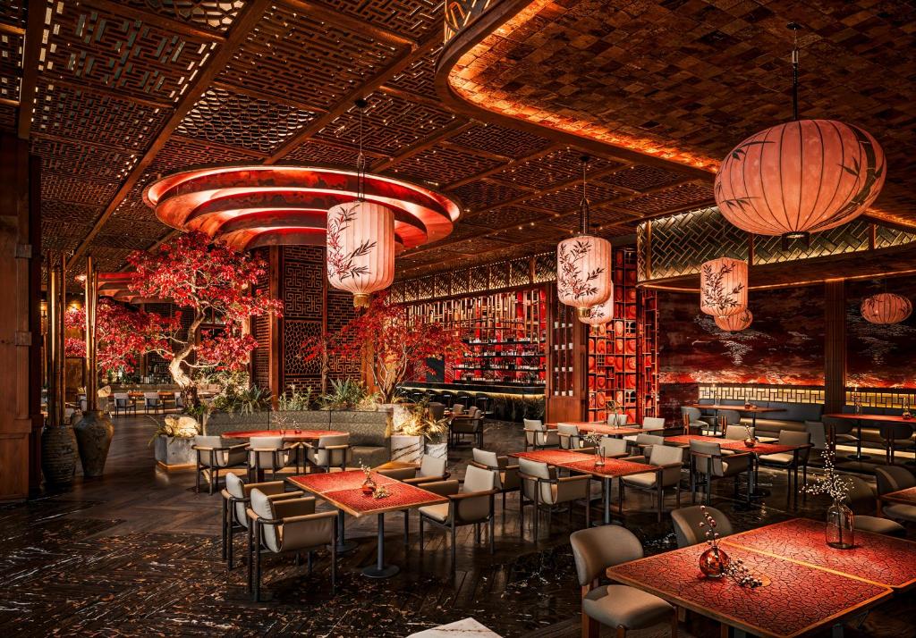 Regnum The Crown, бассейн