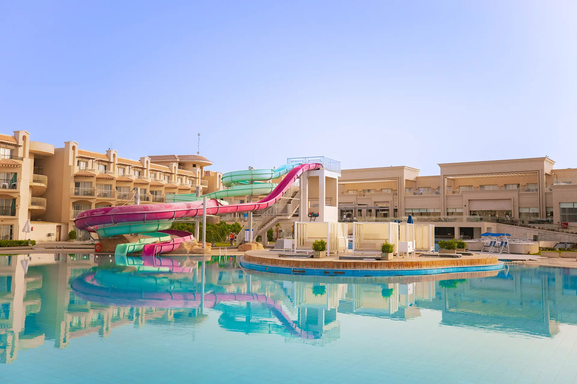 THE V LUXURY RESORT SAHL HASHEESH 5*