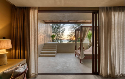 Cafe Del Mar Phuket Suites, бассейн